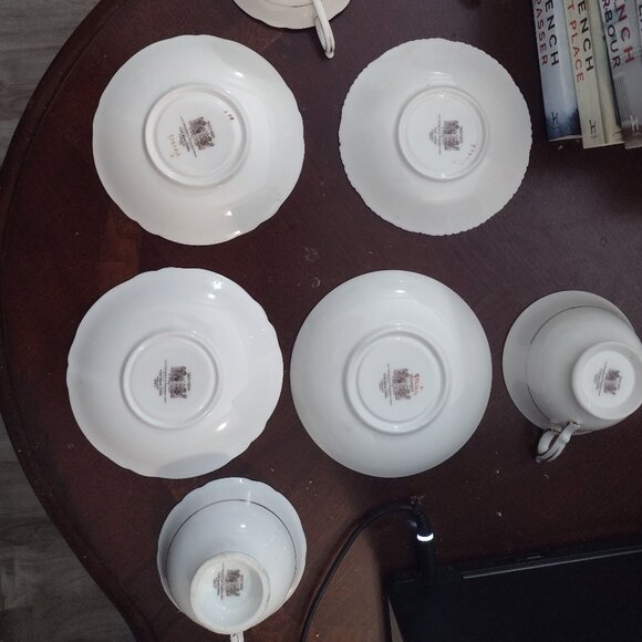 Paragon Collector's Dream! 4 cups and saucers, vg to near-mint, rare - Picture 4 of 4